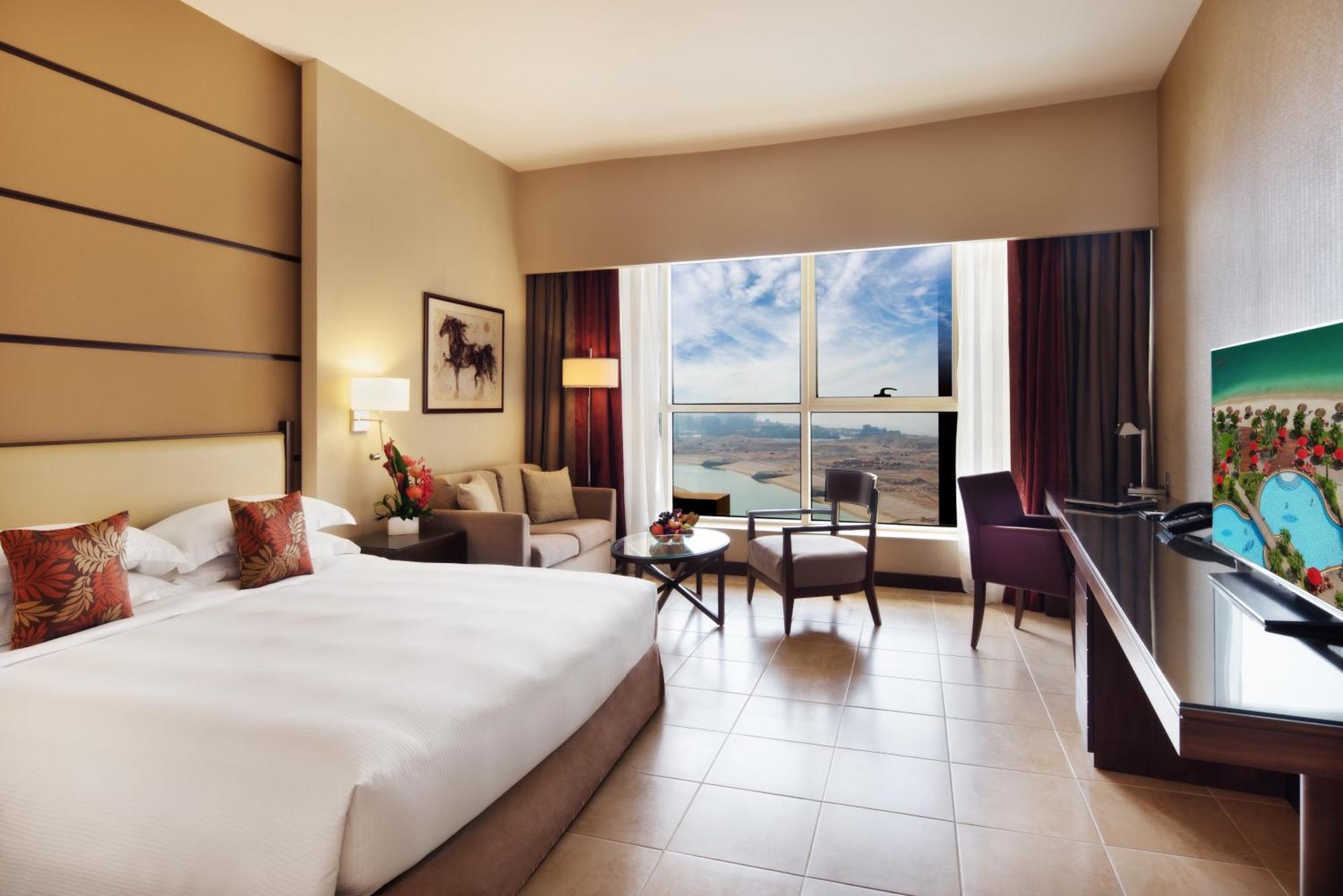 Guest with King Bed - Guaranteed 10am Check-In and 5pm Check-Out, (For stays Sunday to Thursday until 30 September 2026)
