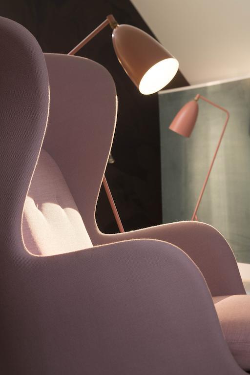 Suite,690913398:JPEG