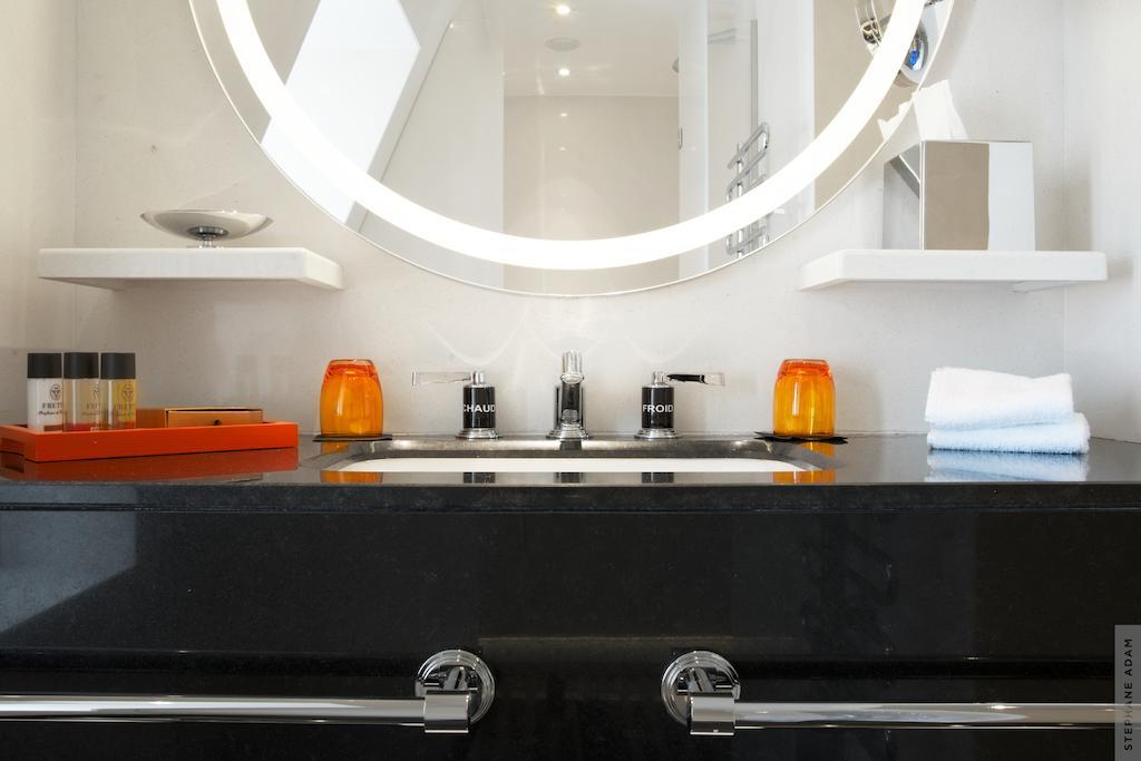 Montaigne Suite,1244447263:JPEG