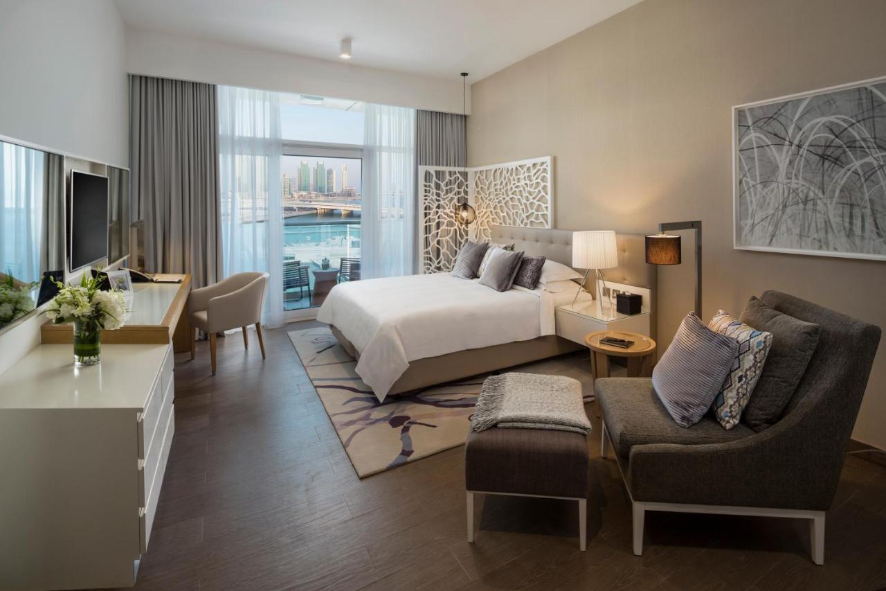 Ferienwohnung mit 3 Schlafzimmern, Meerblick und Balkon