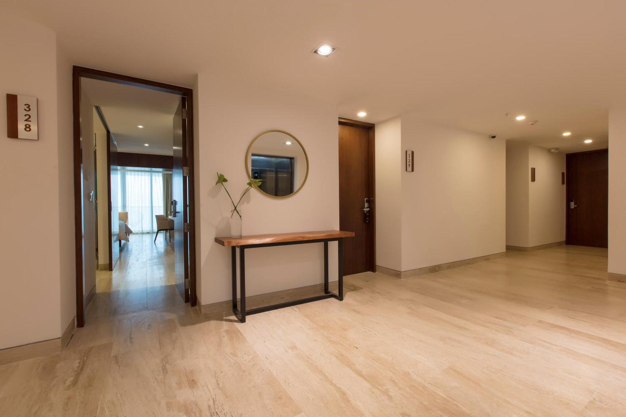 Familiensuite Altitude mit seitlichem Meerblick