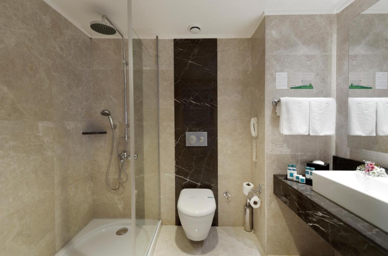 Deluxe Double Room with Garden View,750292634:JPEG