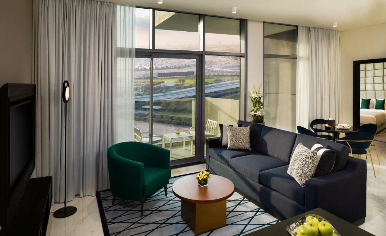 Premium One-Bedroom Apartment with Free Beach and Mall Shuttle,912609757:JPEG