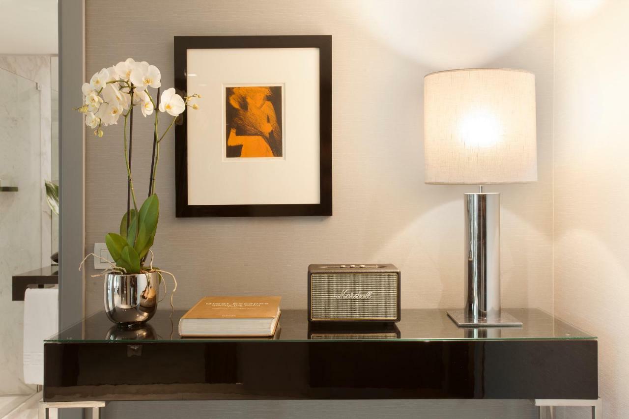 Family Suite (2 Adults + 2 Children)