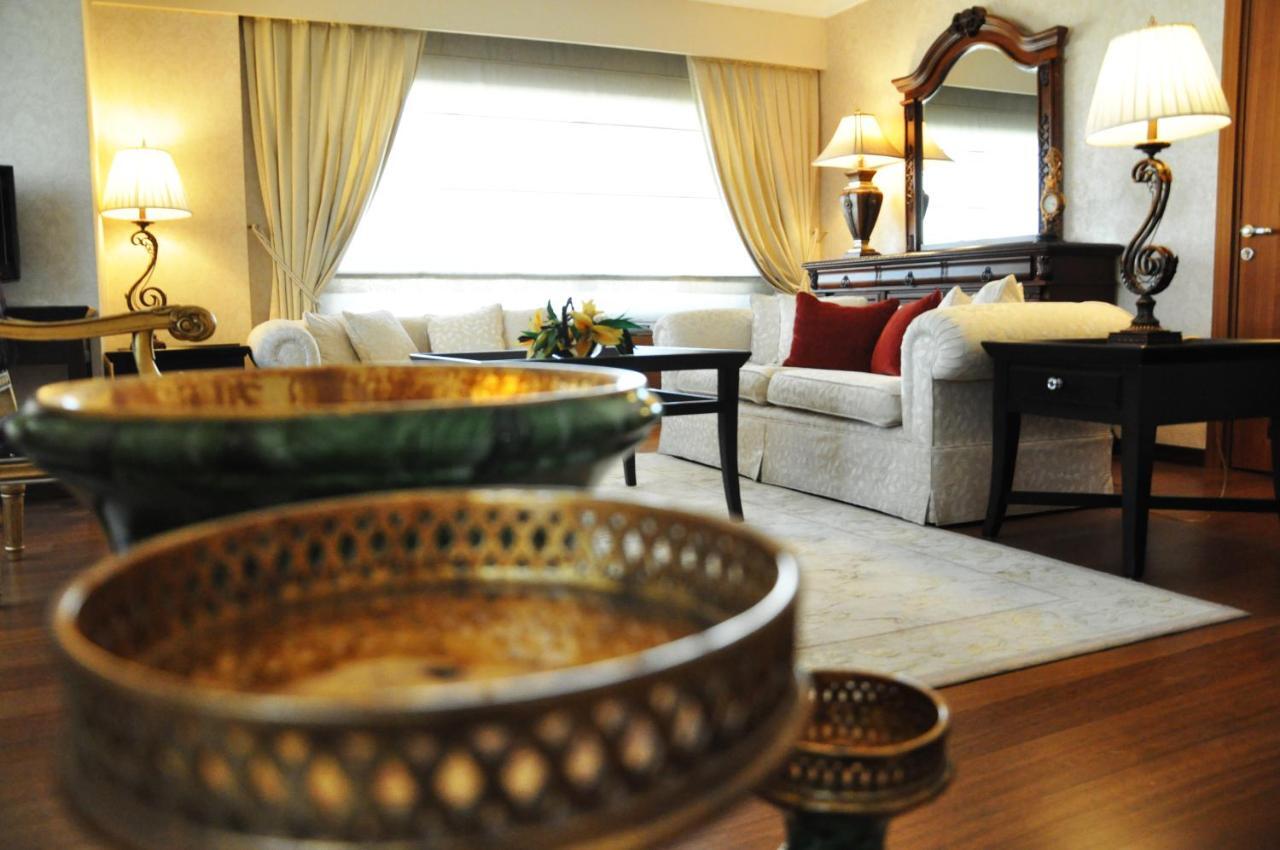 Suite mit Kingsize-Bett und Meerblick