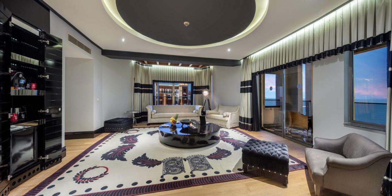 Premium Suite with Spa Bath,930547774:JPEG