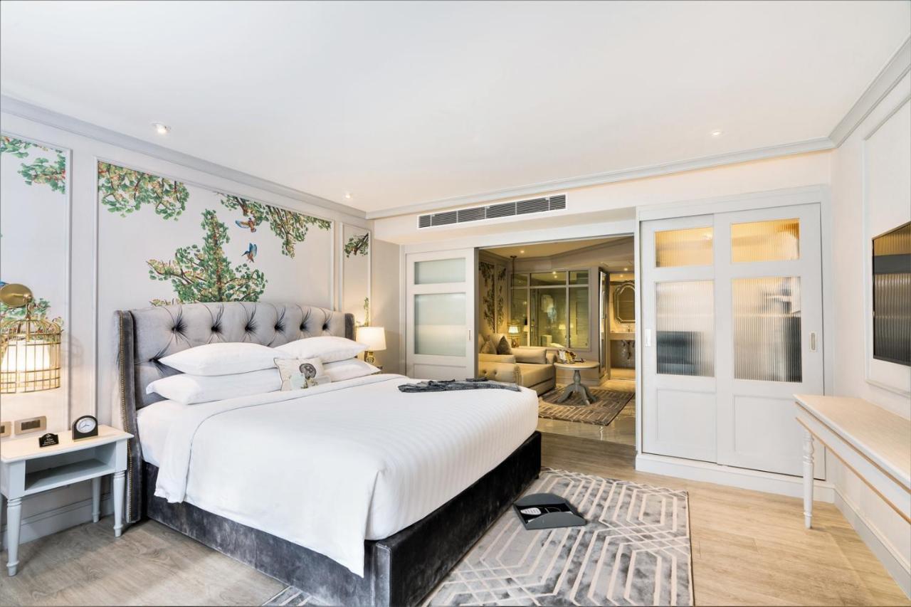 The Living Suite