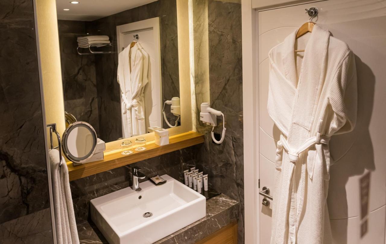 Standard Double or Twin Room with Land View,1085175841:JPEG