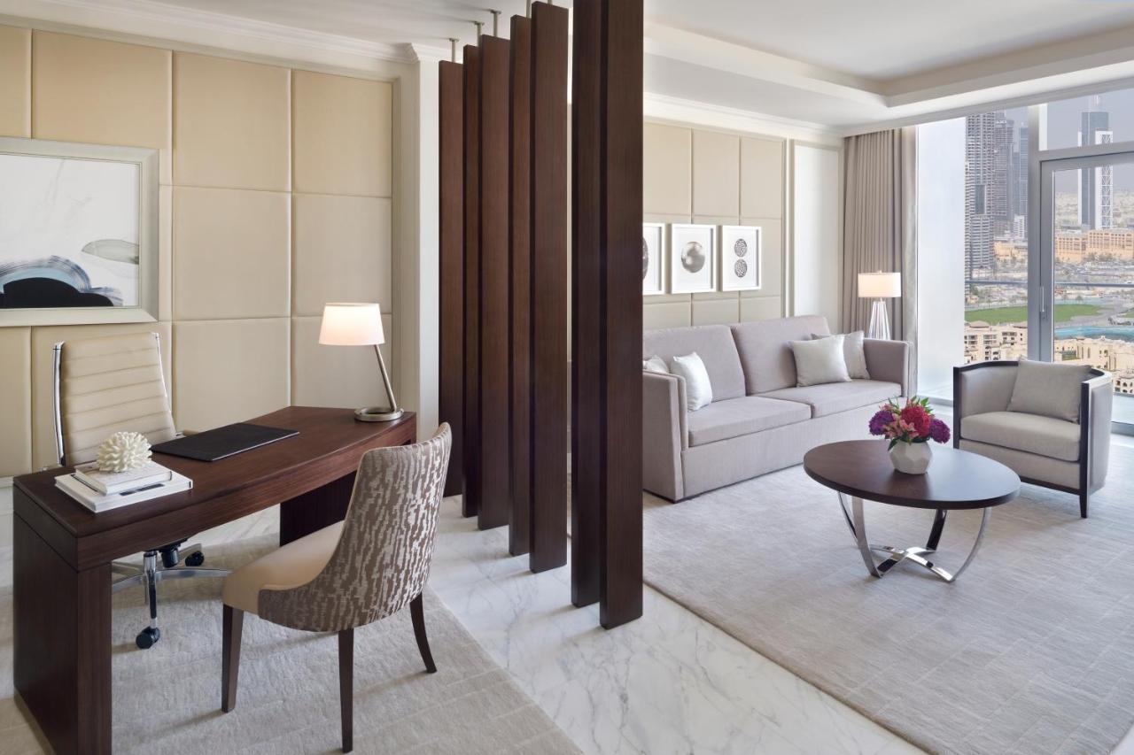 Premier Suite Burj Khalifa Fountain View – Lounge access serving lunch afternoon tea,999983640:JPEG