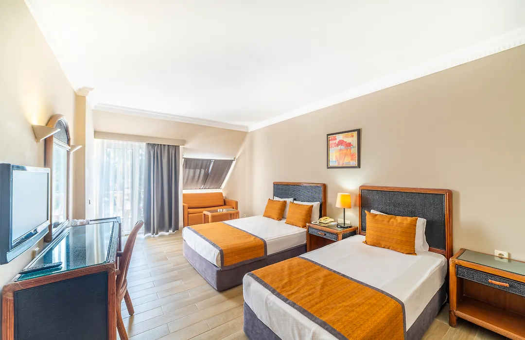 Queen's Park Resort Göynük-1