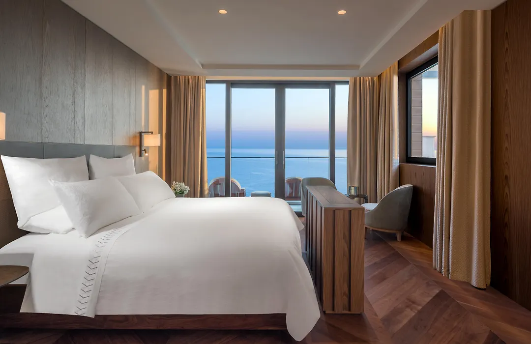 Amara - Sea Your Only View-1