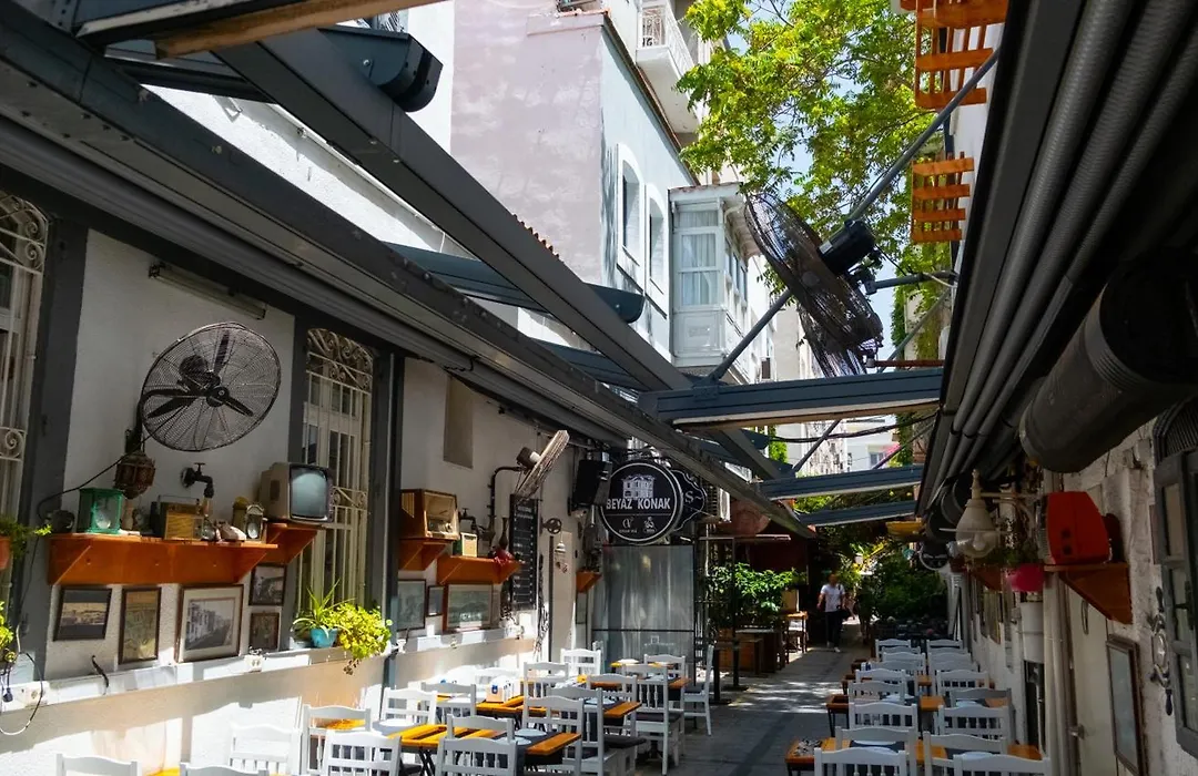 Gran Via Alsancak-1