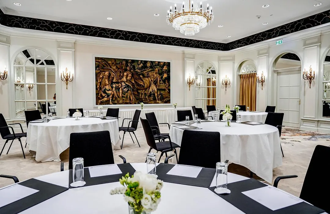 Steigenberger Parkhotel Düsseldorf-1
