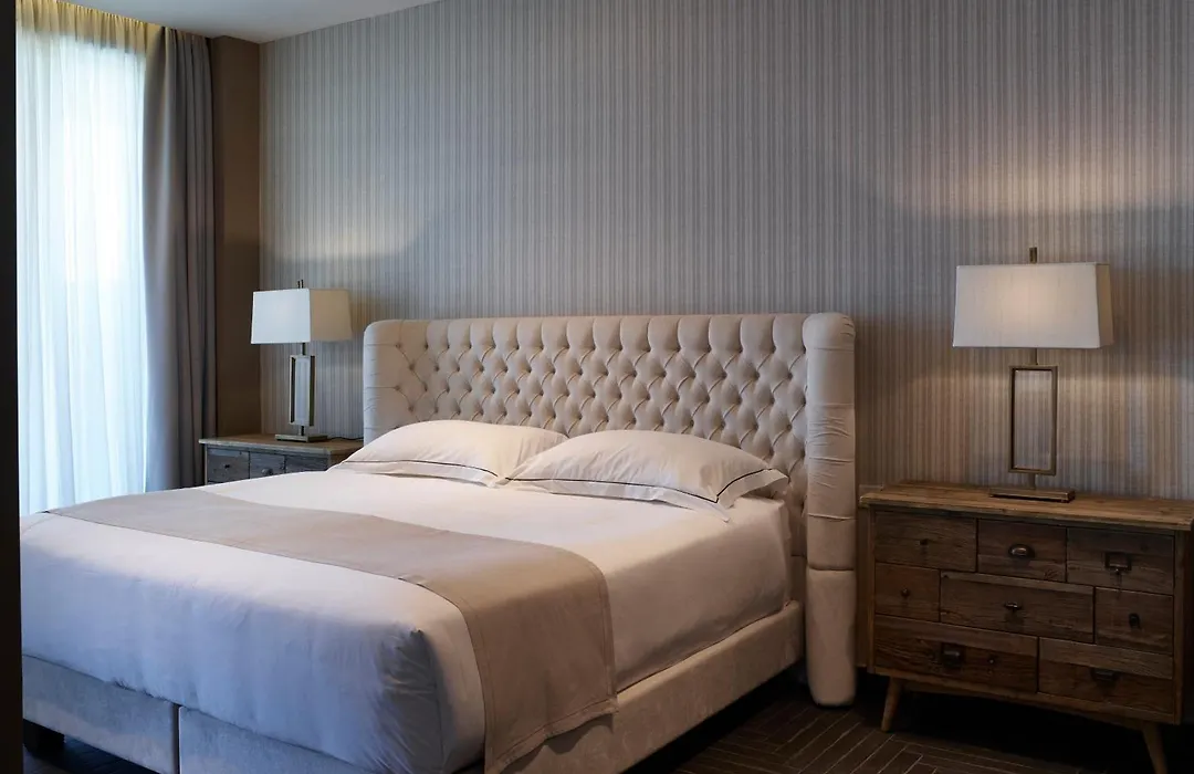 Pelagos Suites Hotel & Spa-1