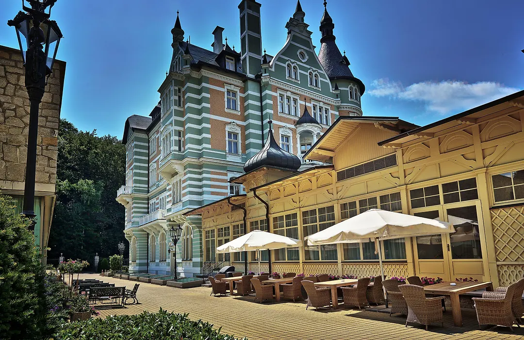 Savoy Westend Hotel-1