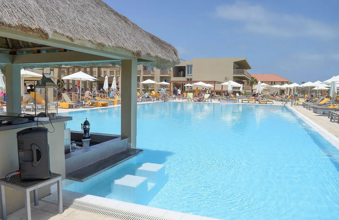 Oasis Salinas Sea-1