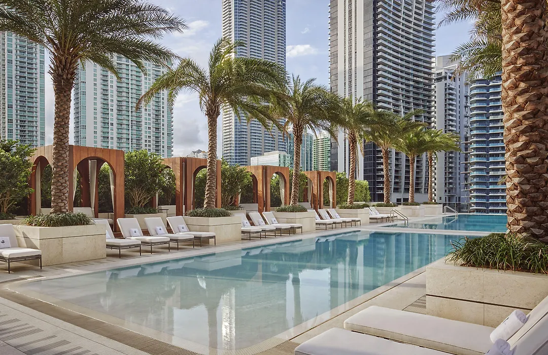 SLS LUX Brickell-1