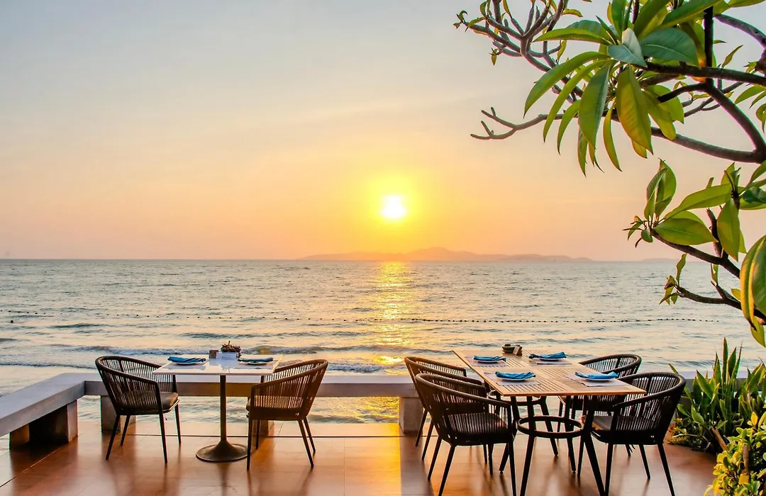 Royal Cliff Beach Hotel Pattaya-1