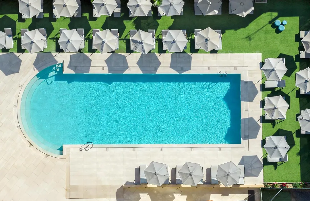 Atlantis Beach Hotel-1