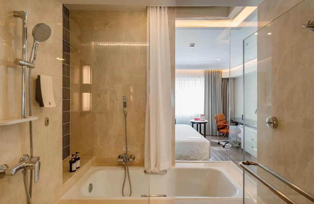 Ramada Plaza By Wyndham Bangkok Menam Riverside-1