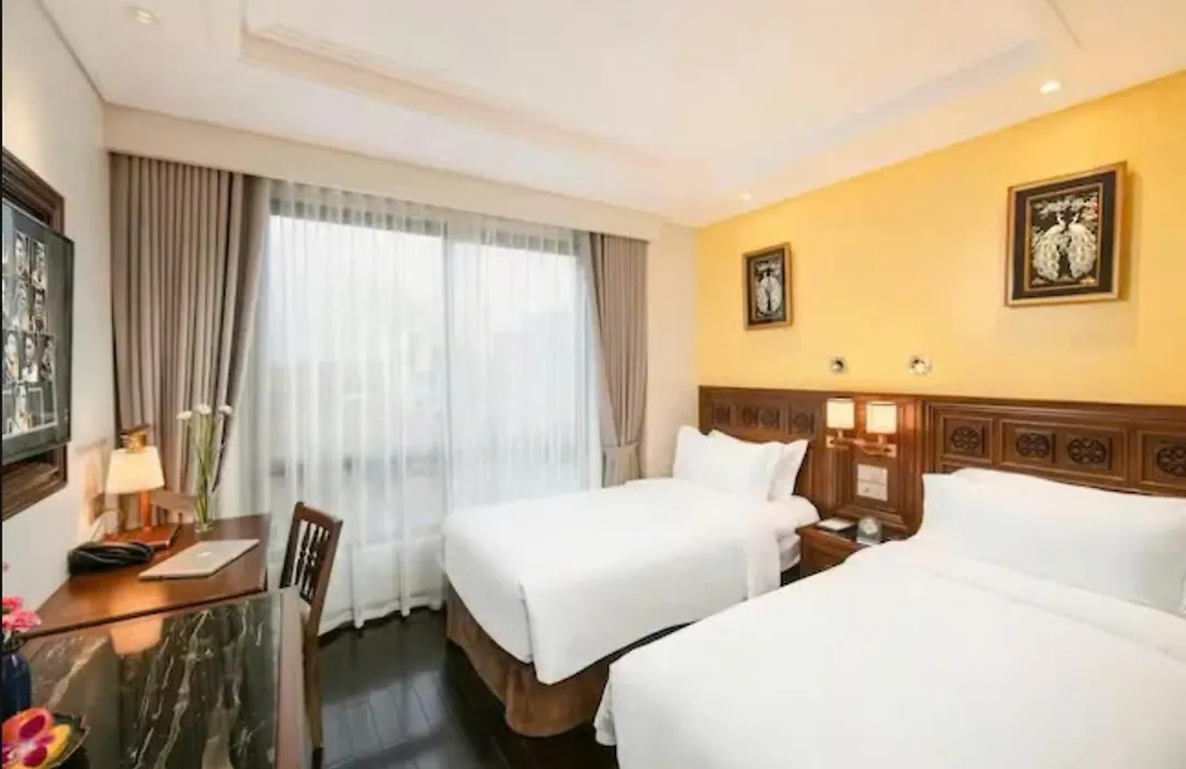 Lucien Hanoi Lakeside Hotel & Rooftop-1
