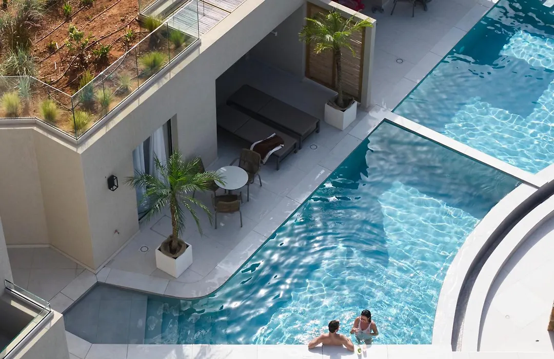 Galaxy Suites Boutique Resort (Adults Only)-1