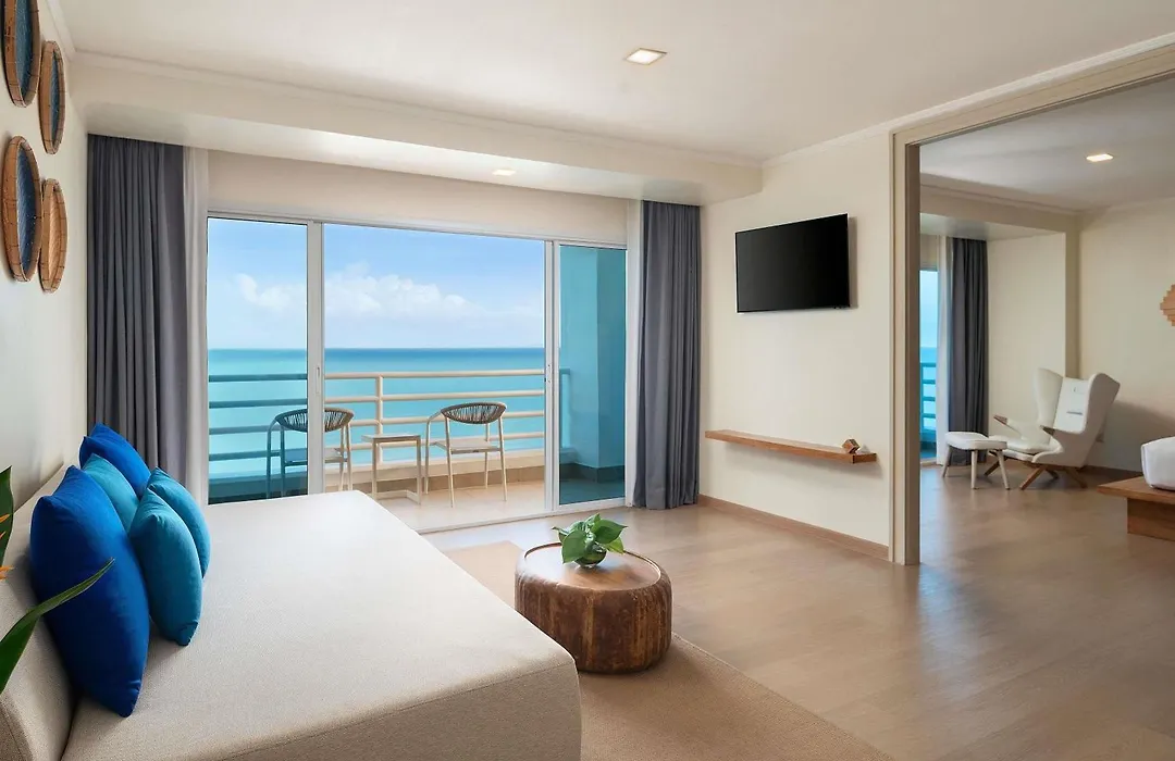 Pullman Pattaya Hotel G-1
