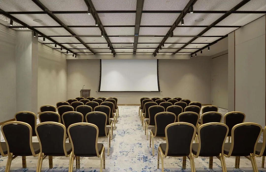 Mövenpick BDMS Wellness Resort Bangkok-1
