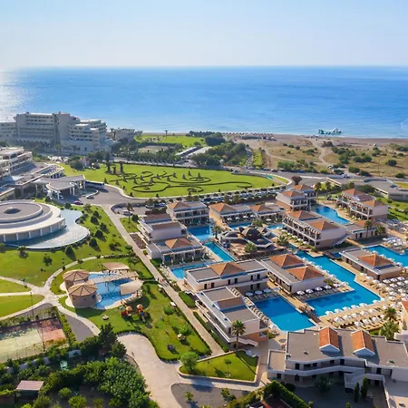La Marquise Luxury Resort Complex-2