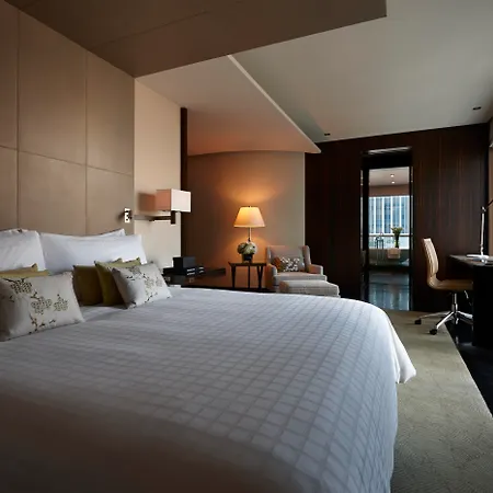 Four Seasons Hotel Tokyo At Marunouchi-3