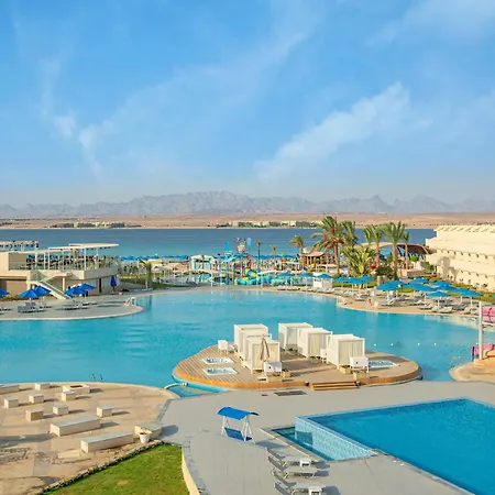 The V Luxury Resort Sahl Hasheesh-3