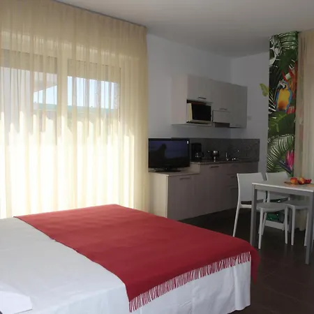 Hotel Luciana-2