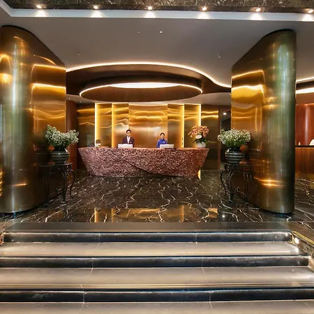 MAY DE VILLE Corner Hotel-3