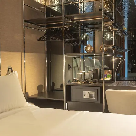 Adia Aluma Athens, Curio Collection By Hilton-3