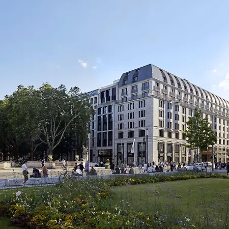 Breidenbacher Hof, Best Grandhotel 2025 - Die 101 Besten-2