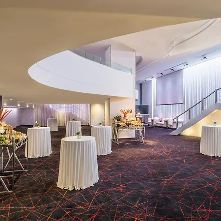Crowne Plaza Bangkok Lumpini Park By Ihg-2