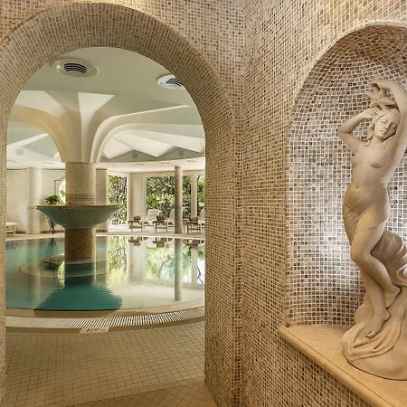 Excelsior Belvedere Hotel&Spa-3