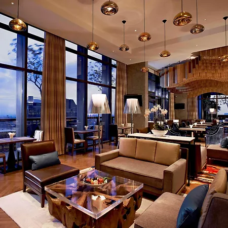 Carlton City Hotel Singapore-3