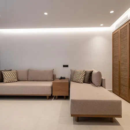 Galaxy Suites Boutique Resort (Adults Only)-2