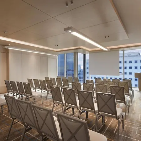 Wyndham Grand Istanbul Levent Hotel & Conference Center-2
