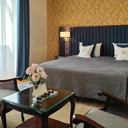 Grand Hotel-3