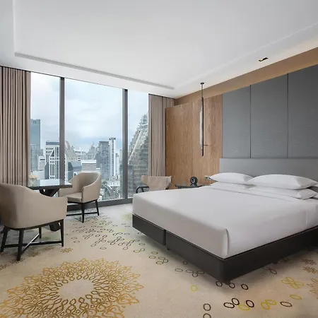 Hyatt Regency Bangkok Sukhumvit-3