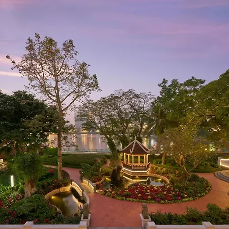 Sheraton Hanoi Hotel-3