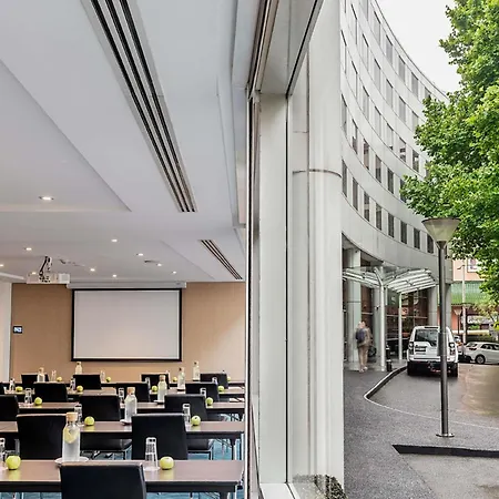 Novotel Sydney Darling Square-3