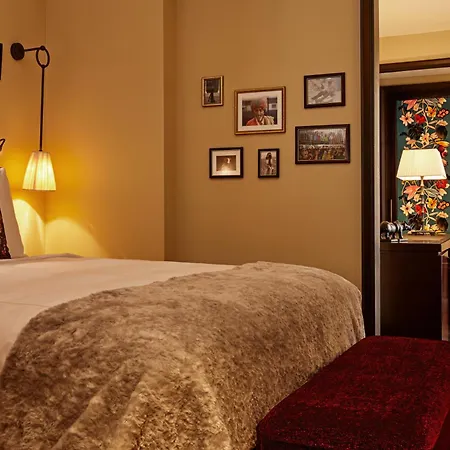 The Vagabond Club, A Tribute Portfolio Hotel Singapore-3