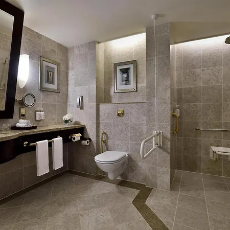 Al Husn Hotel Muscat - Managed By Hilton (Adults Only)-3