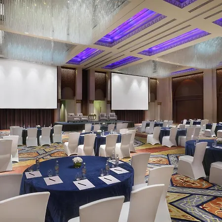 Hilton Muscat Al Bandar-3