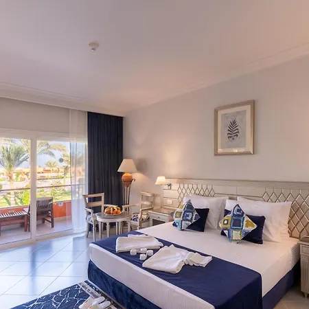 Malikia Resort Abu Dabbab-3