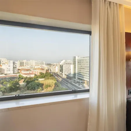 Dom Pedro Lisboa Hotel, A Member Of Radisson Individuals-3