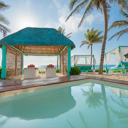 The Pyramid Cancun By Oasis-2
